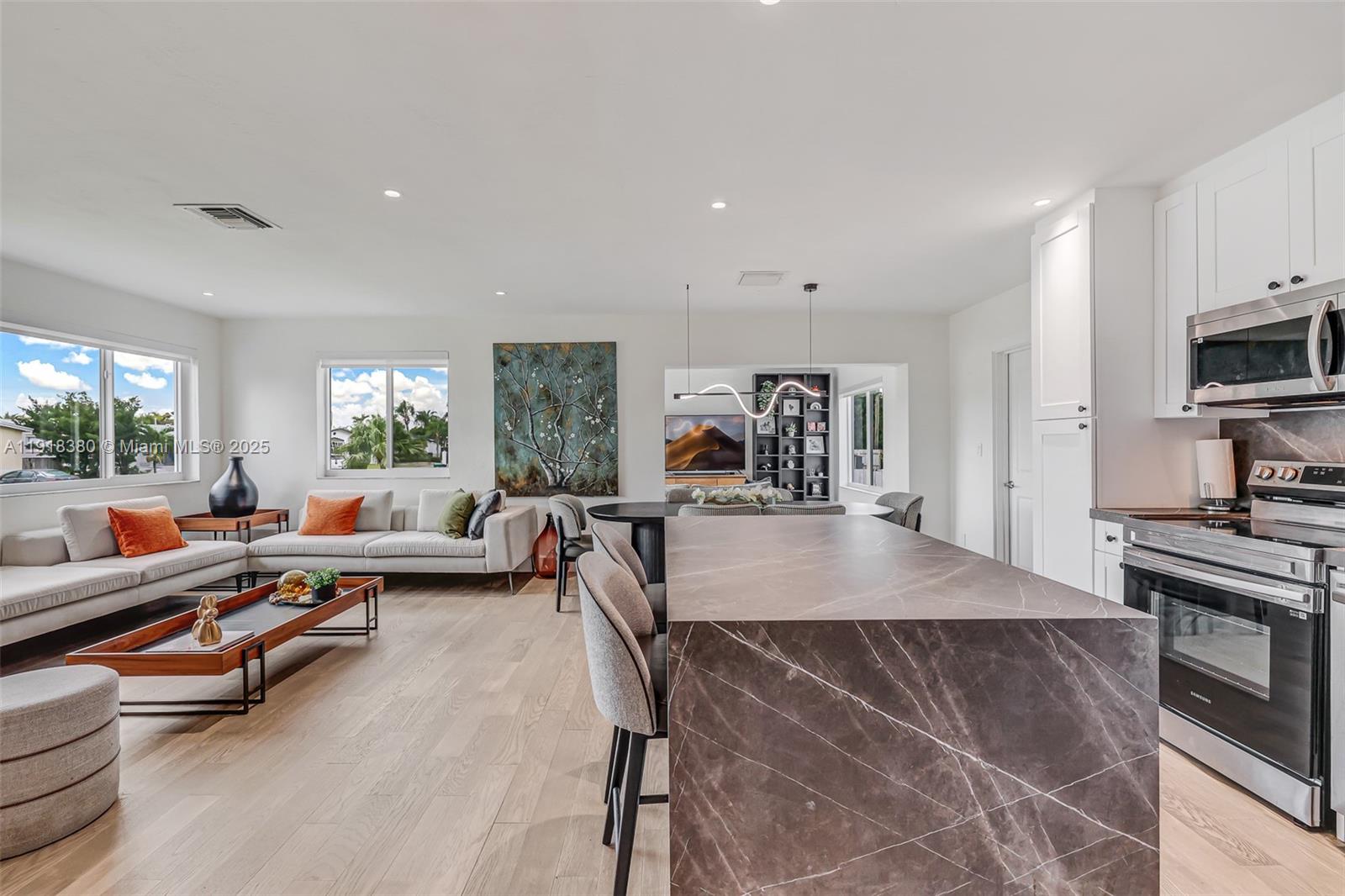 7901 SW 22nd St, Miami FL 33155