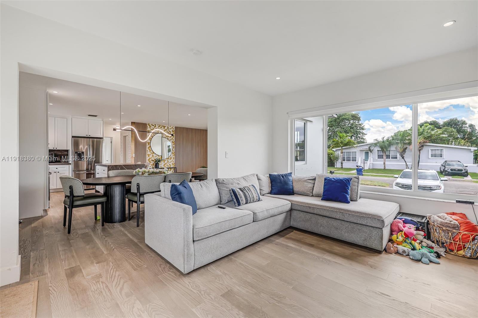 7901 SW 22nd St, Miami FL 33155