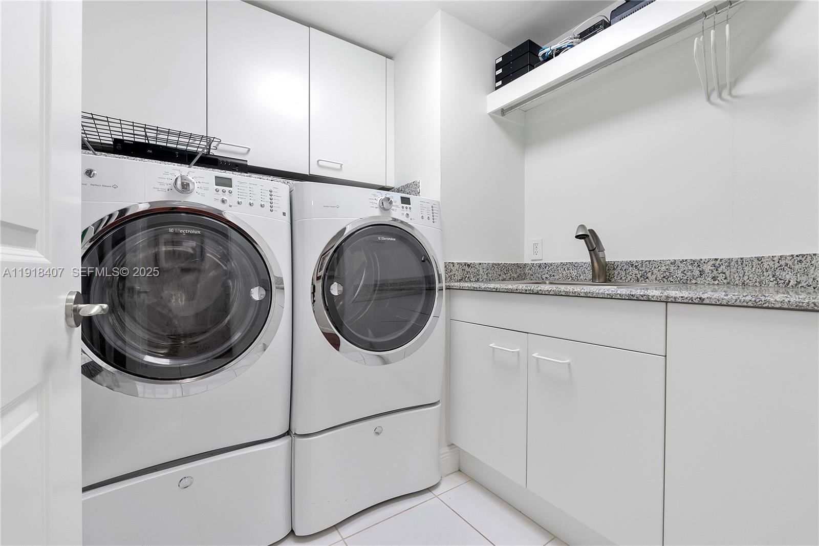 6000 Island Blvd #2406, Aventura FL 33160