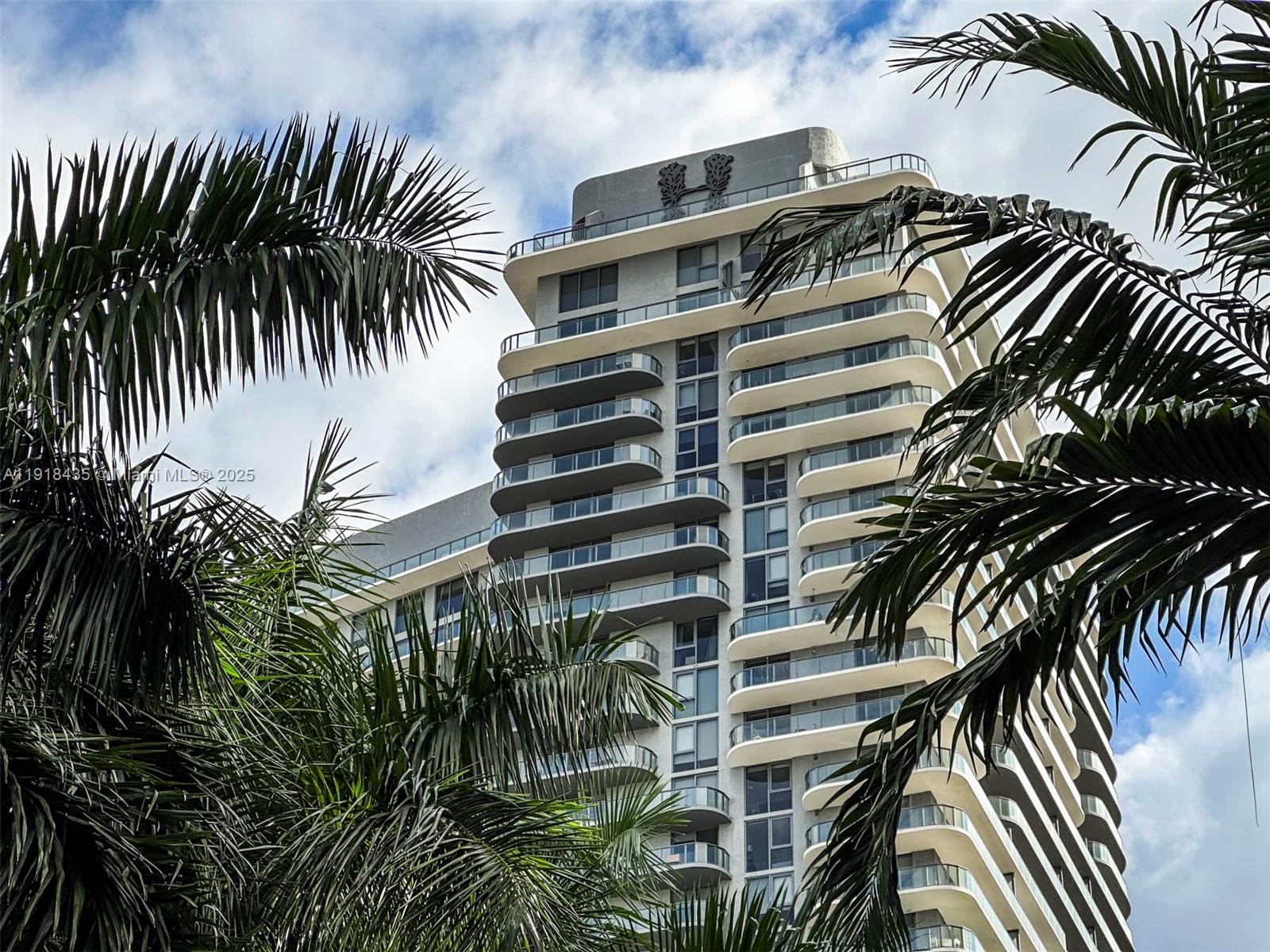 121 NE 34th St #1001, Miami FL 33137