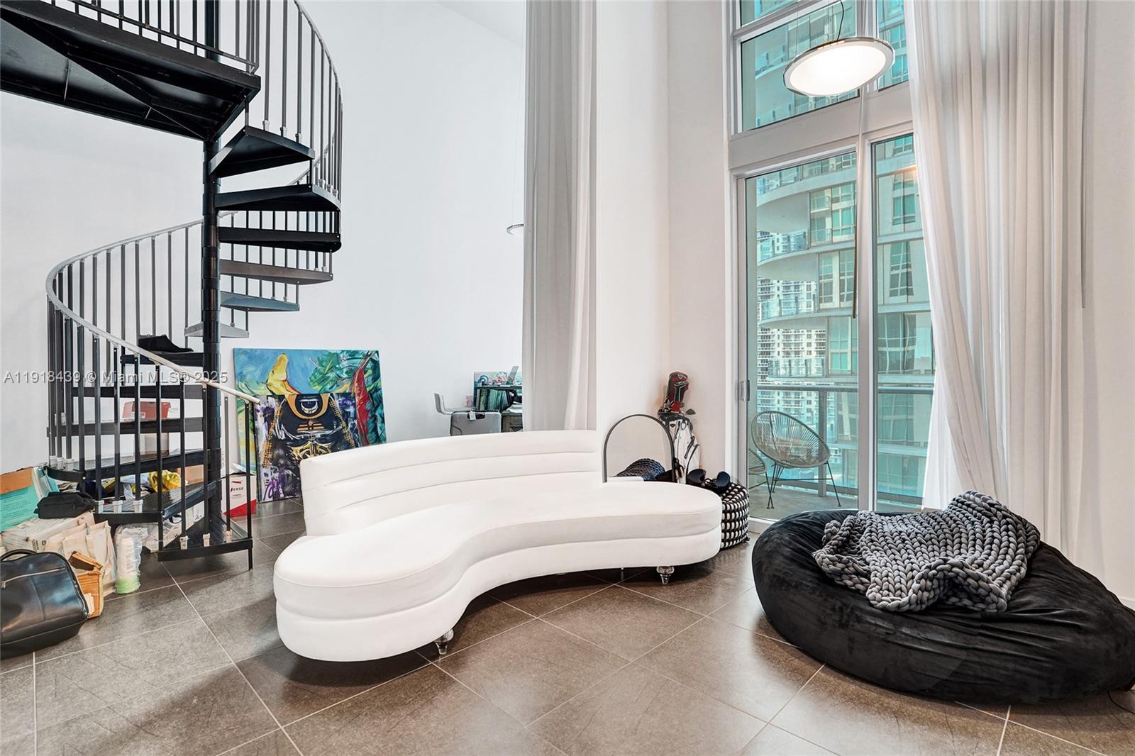300 S Biscayne Blvd #L-1206, Miami FL 33131