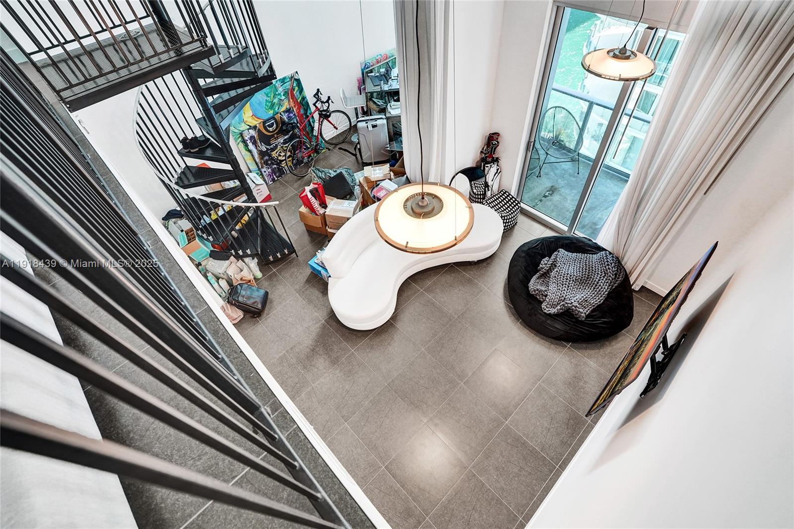 300 S Biscayne Blvd #L-1206, Miami FL 33131