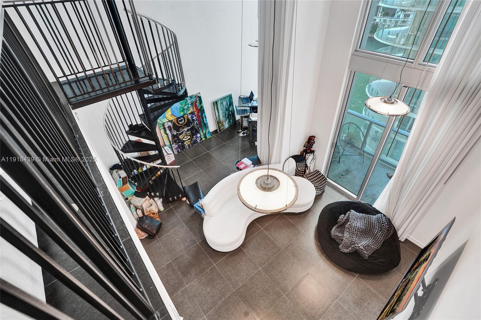 300 S Biscayne Blvd #L-1206, Miami FL 33131