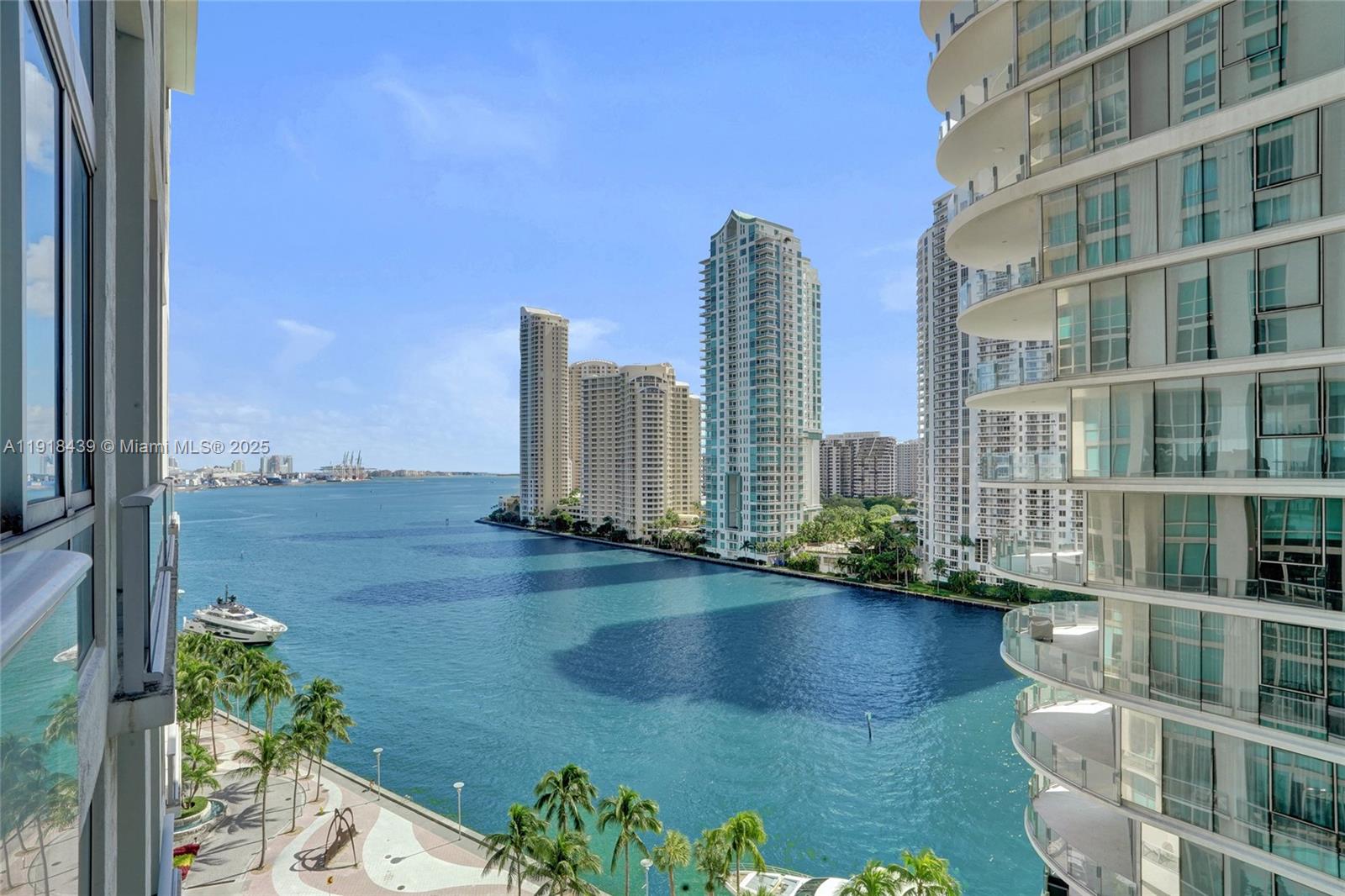 300 S Biscayne Blvd #L-1206, Miami FL 33131