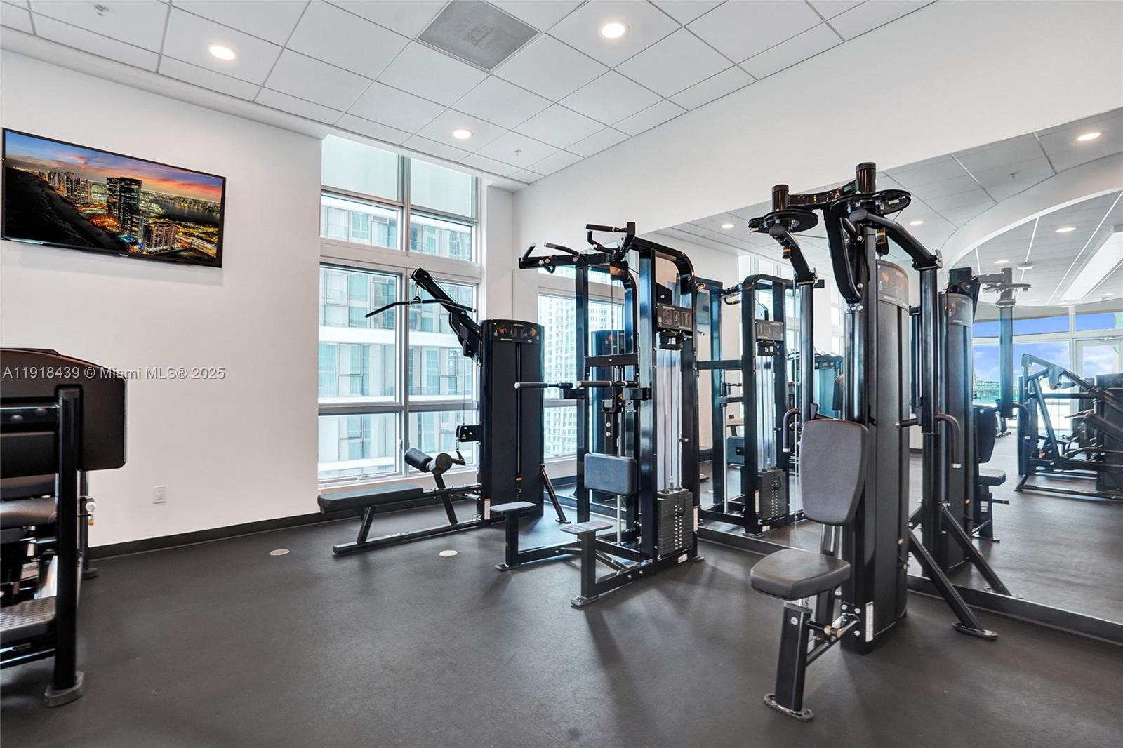 300 S Biscayne Blvd #L-1206, Miami FL 33131