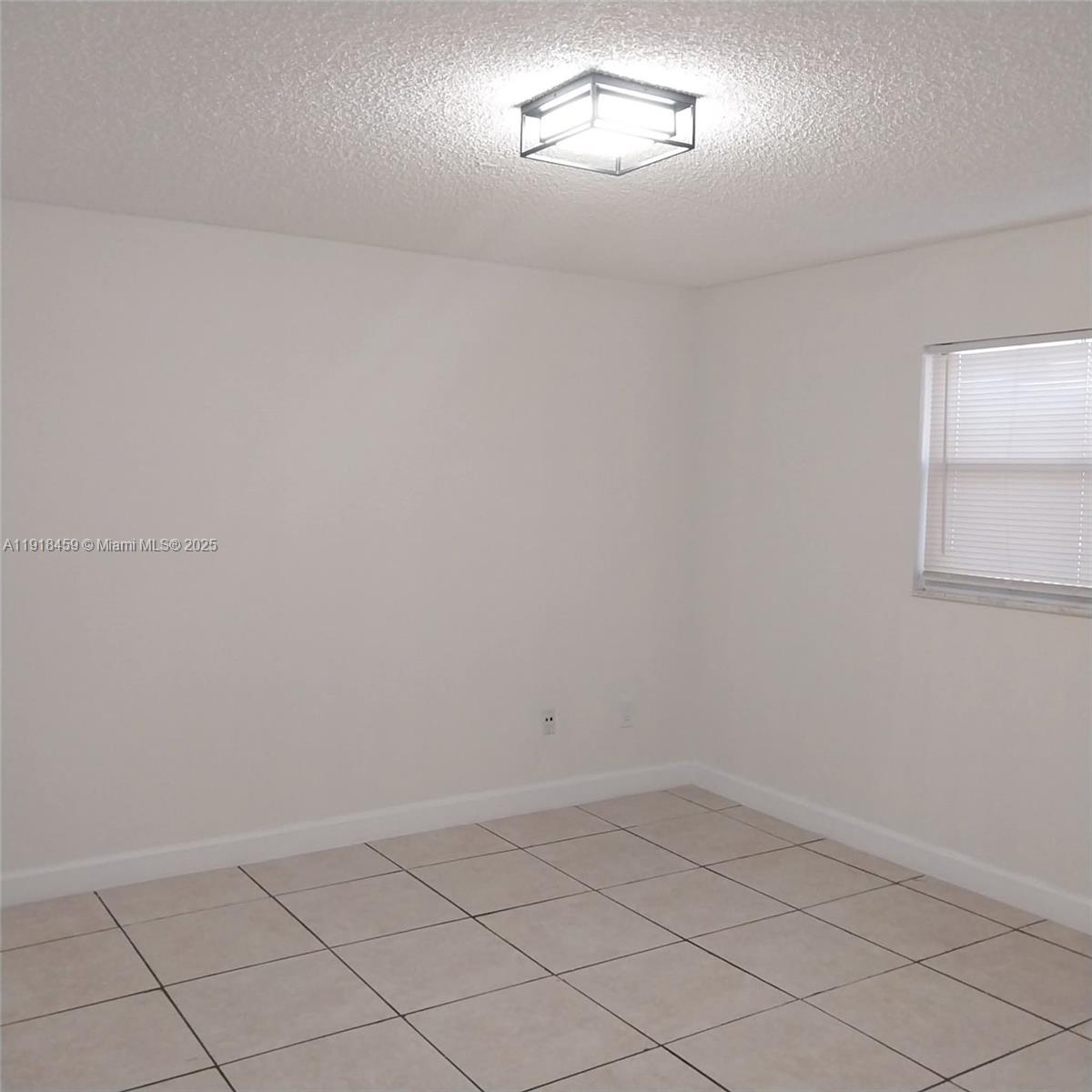 4111 Stirling Rd #102, Dania Beach FL 33314