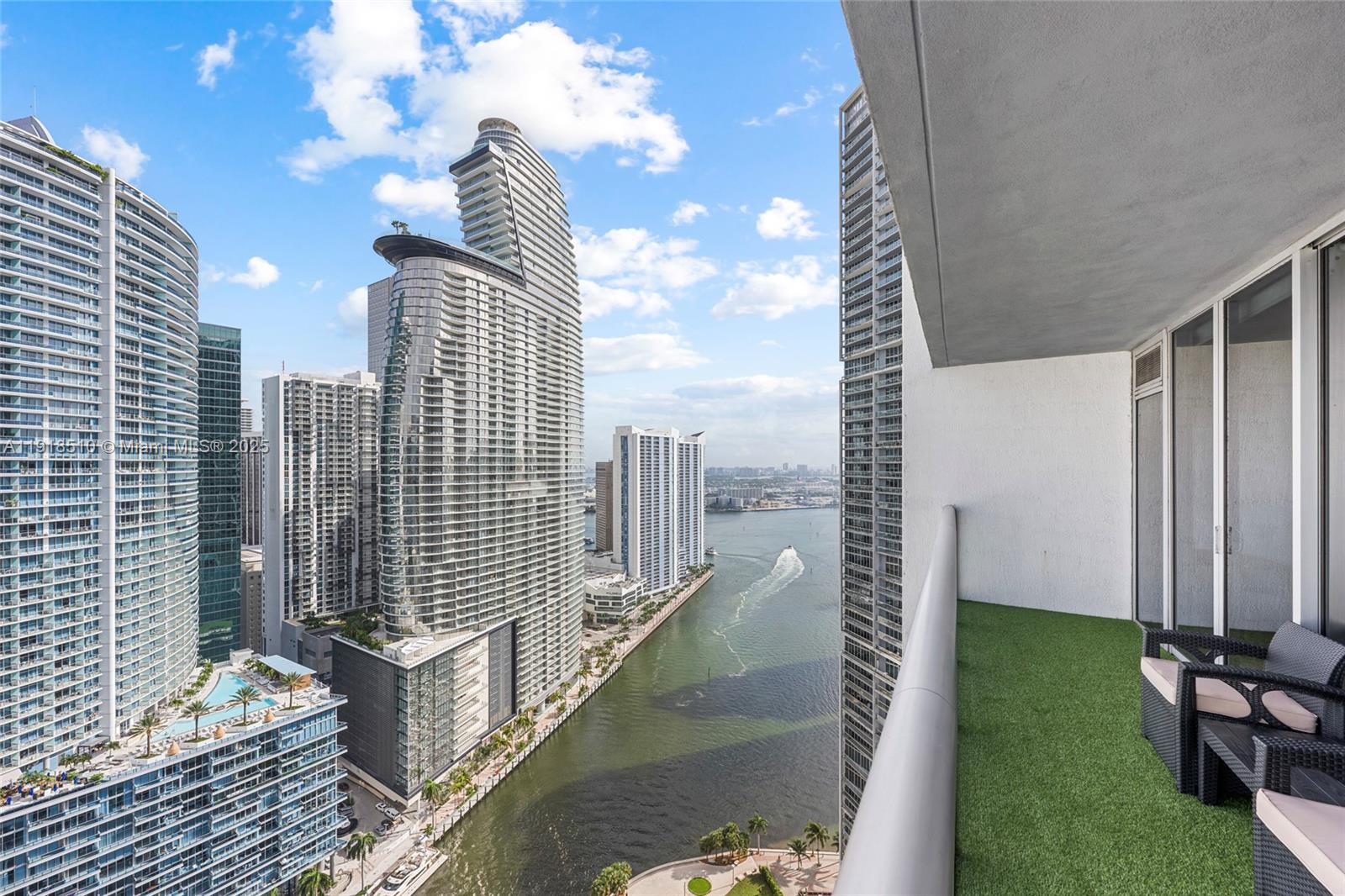 485 Brickell Ave #3503, Miami FL 33131
