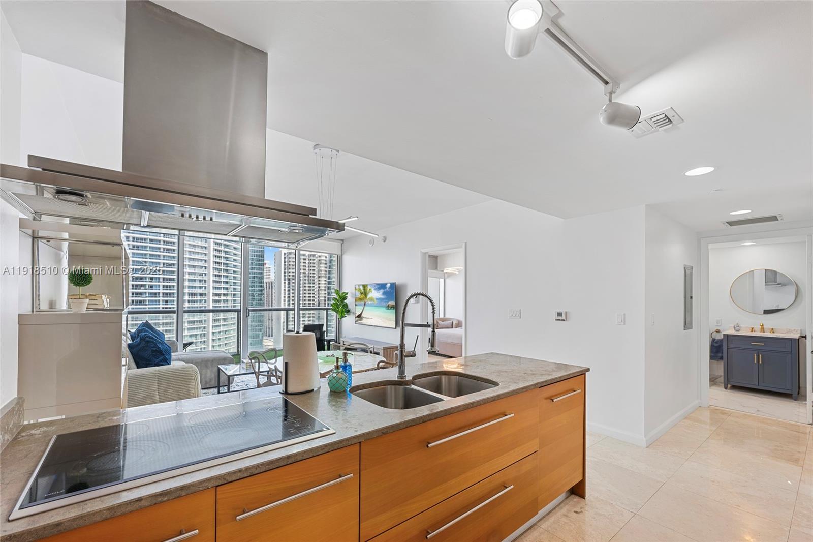 485 Brickell Ave #3503, Miami FL 33131