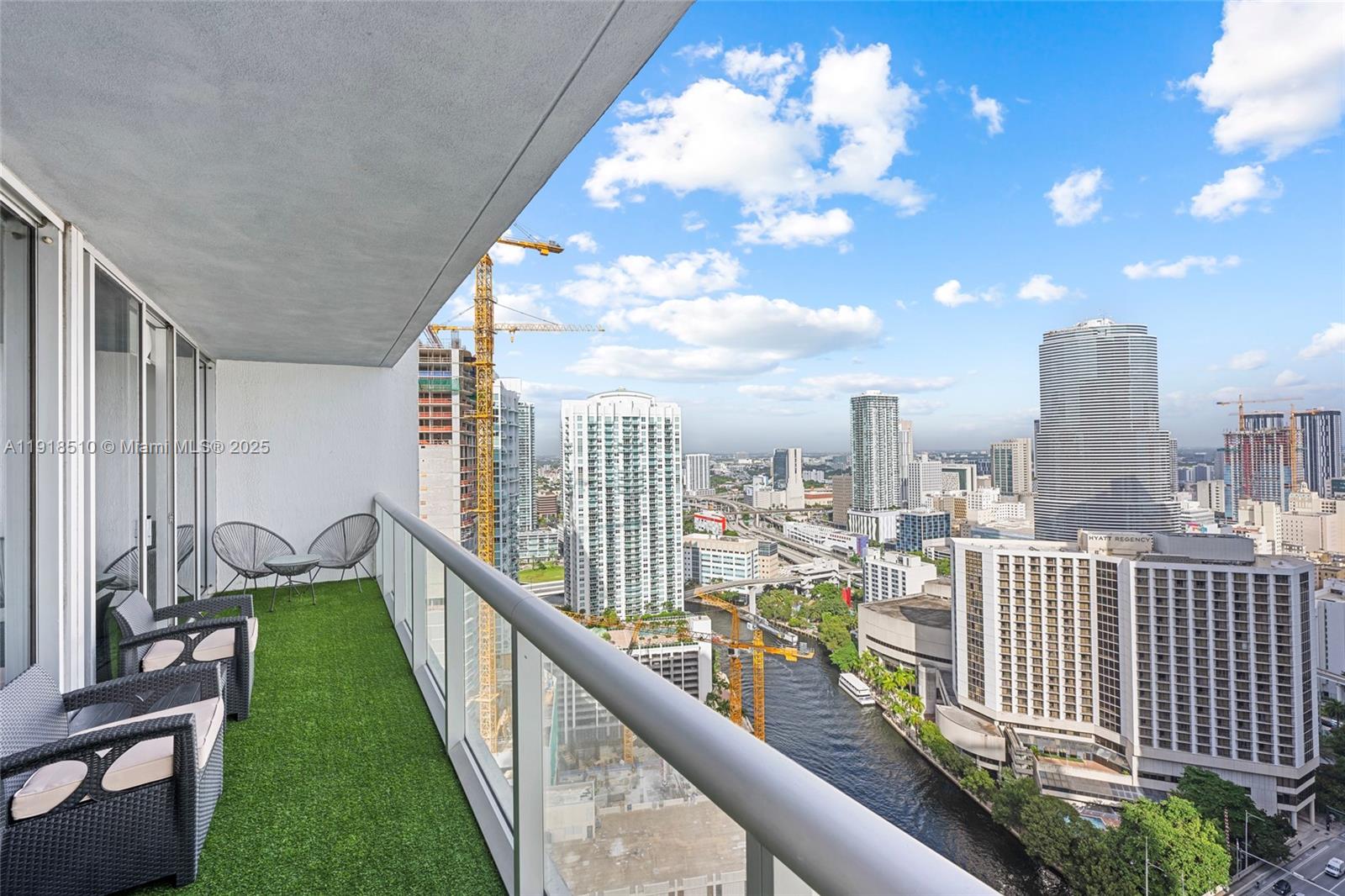485 Brickell Ave #3503, Miami FL 33131