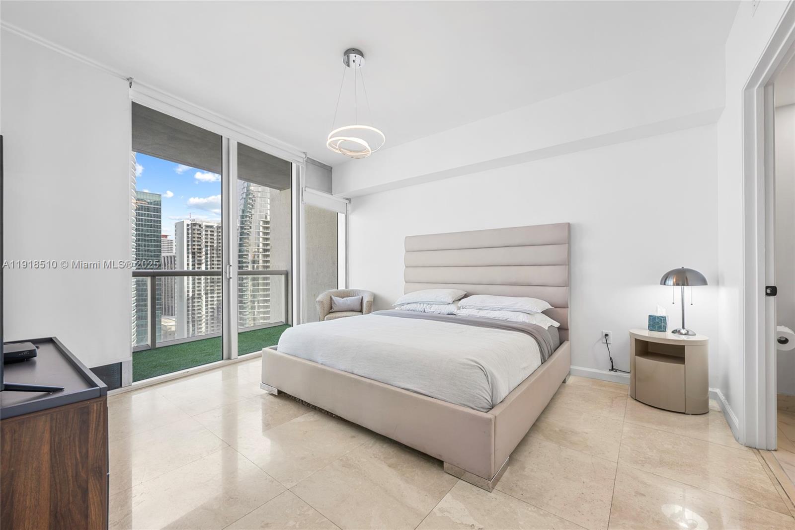 485 Brickell Ave #3503, Miami FL 33131