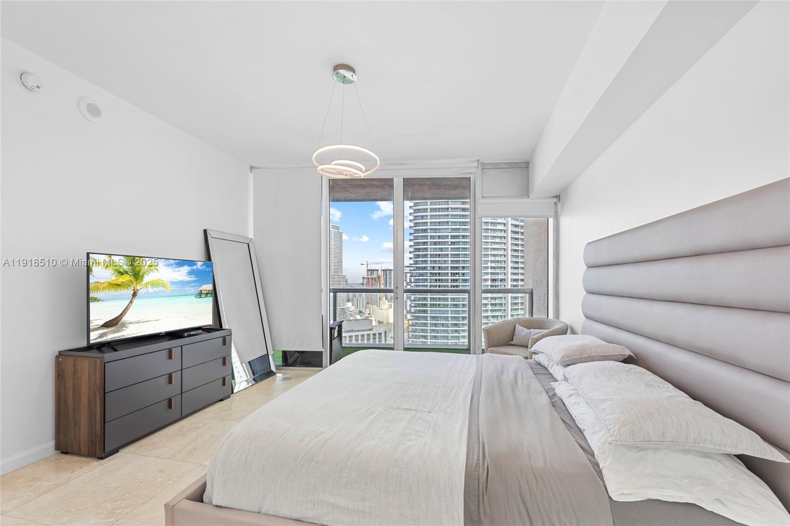 485 Brickell Ave #3503, Miami FL 33131