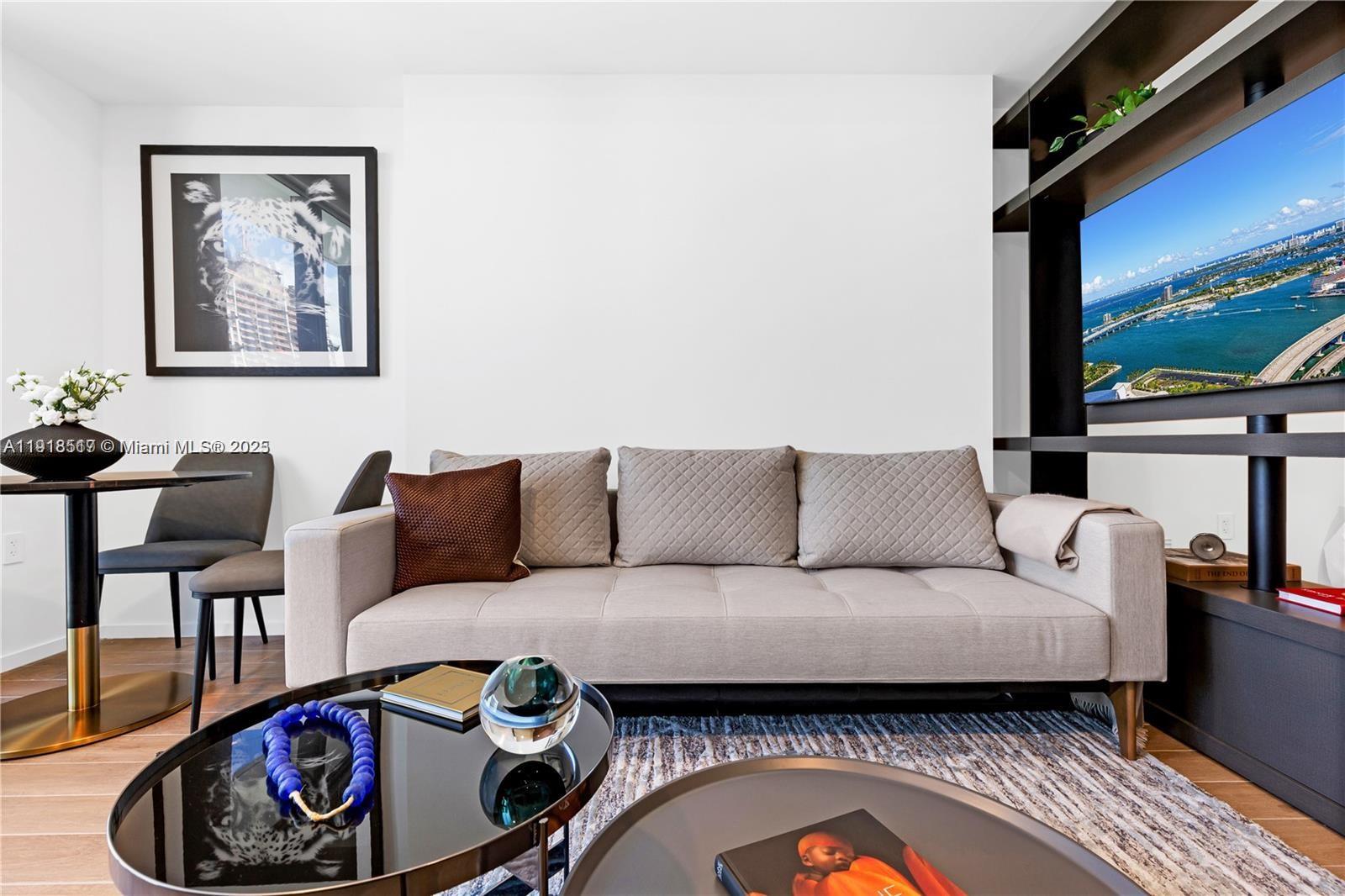 398 NE 5th St #3406, Miami FL 33132