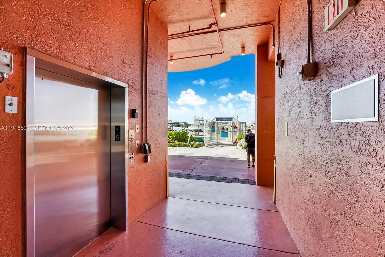 90 Alton Rd #1209, Miami Beach FL 33139
