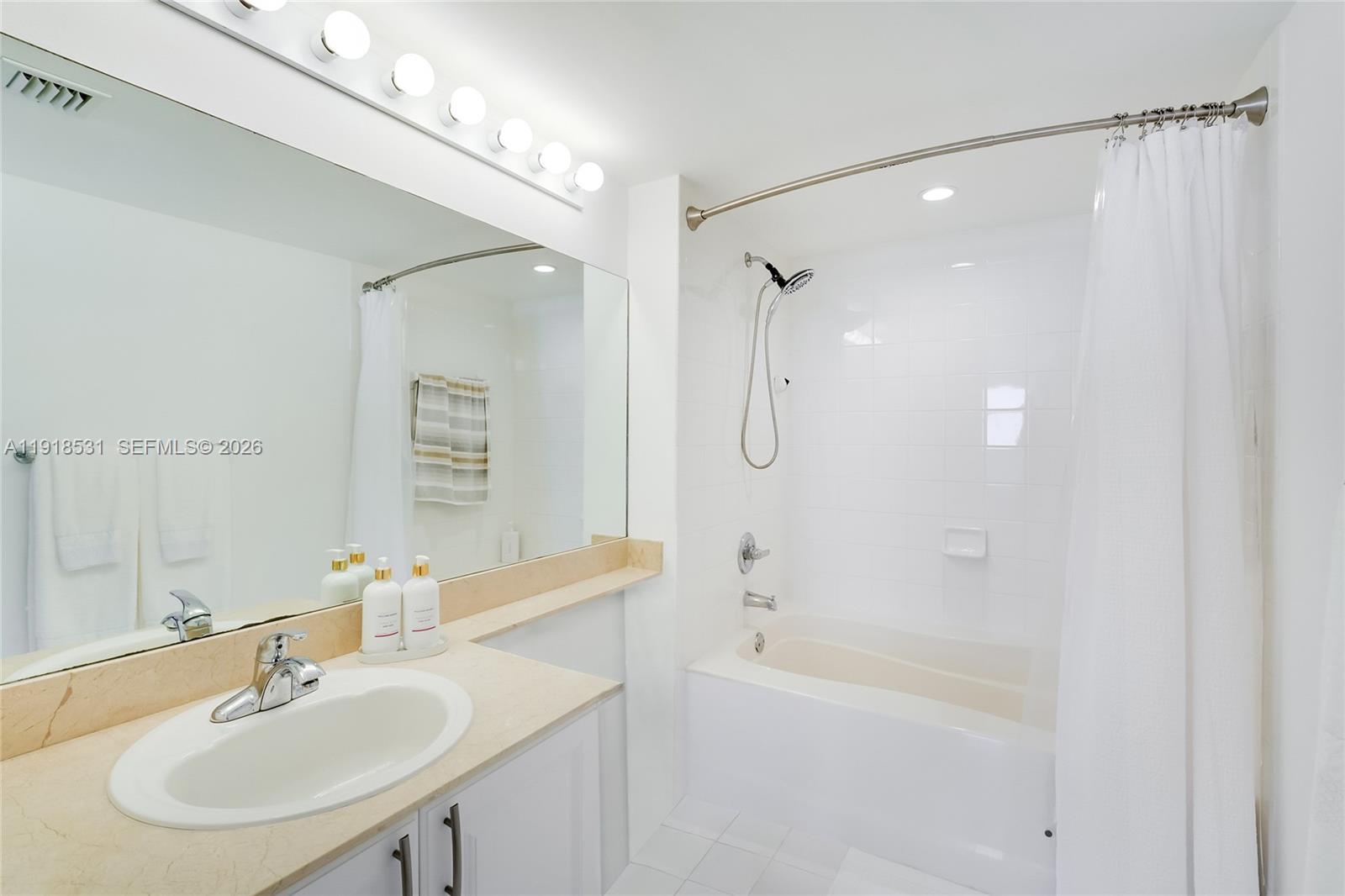 90 Alton Rd #1209, Miami Beach FL 33139