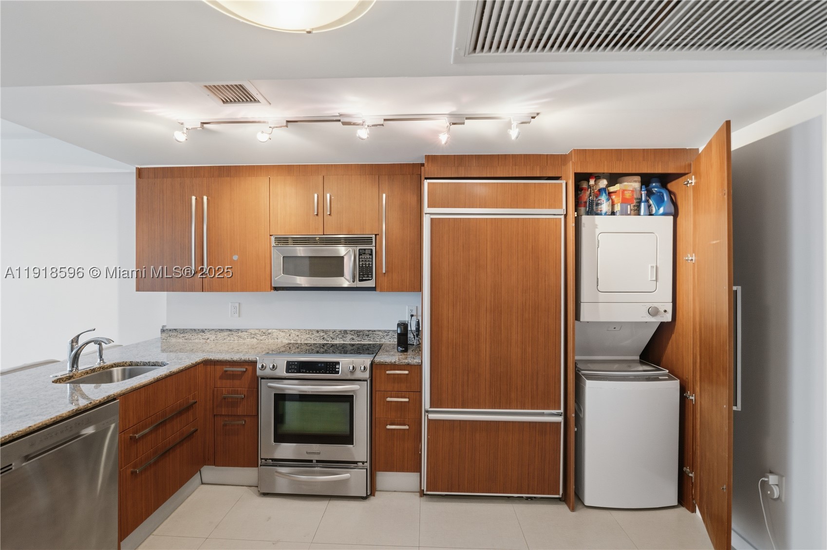 10275 Collins Avenue #1101, Bal Harbour FL 33154