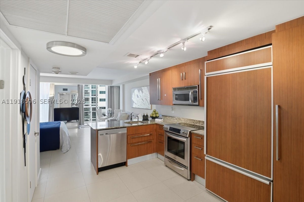 10275 Collins Avenue #1101, Bal Harbour FL 33154