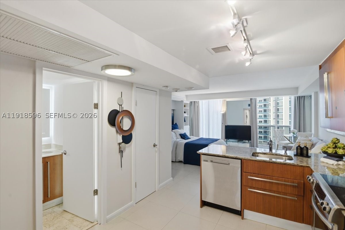 10275 Collins Avenue #1101, Bal Harbour FL 33154
