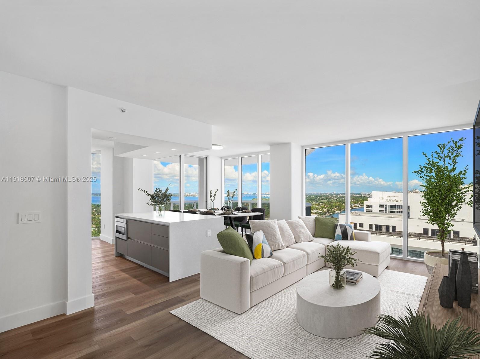 4779 Collins Ave #2407, Miami Beach FL 33140
