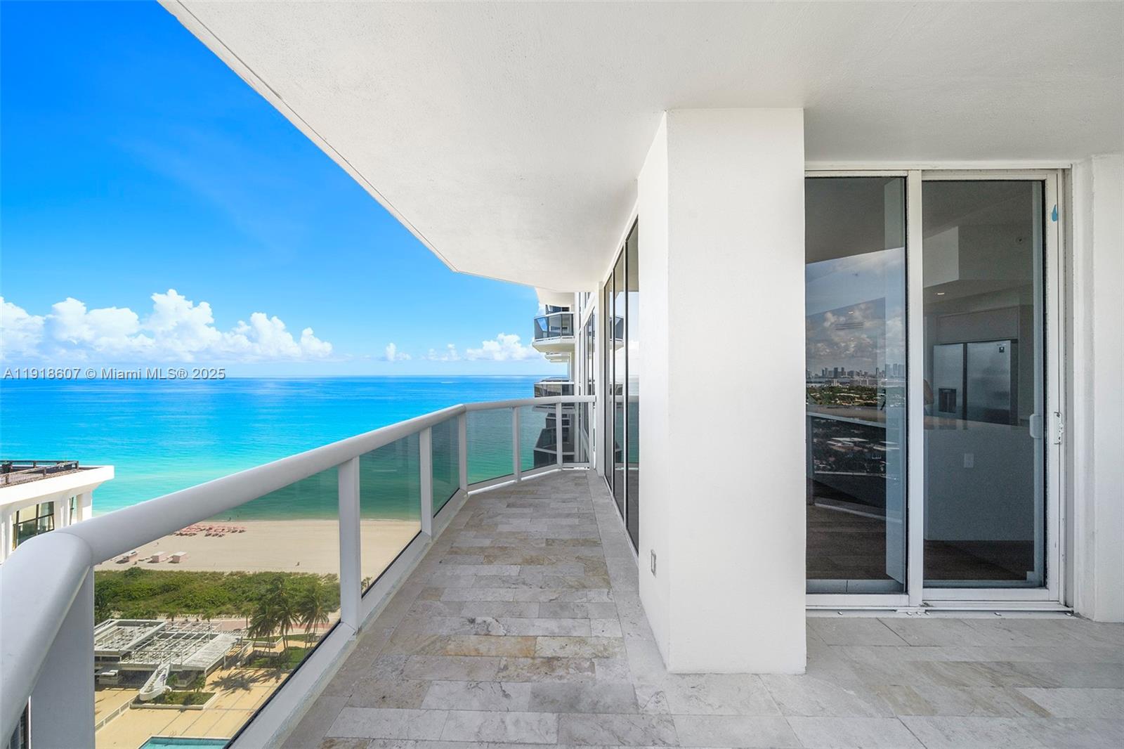 4779 Collins Ave #2407, Miami Beach FL 33140