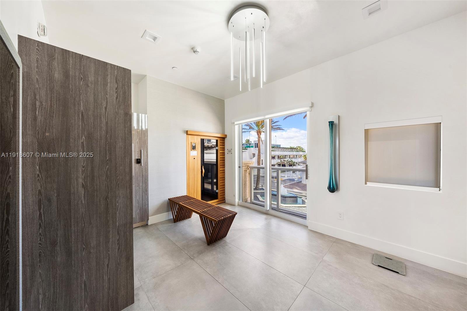 4779 Collins Ave #2407, Miami Beach FL 33140