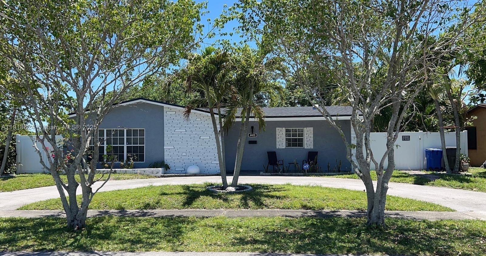 4420 NW 30th Ct, Lauderdale Lakes FL 33313
