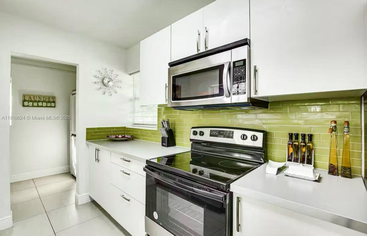 4420 NW 30th Ct, Lauderdale Lakes FL 33313