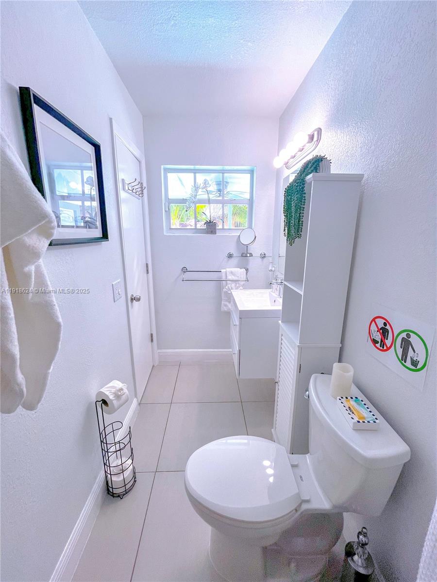 4420 NW 30th Ct, Lauderdale Lakes FL 33313