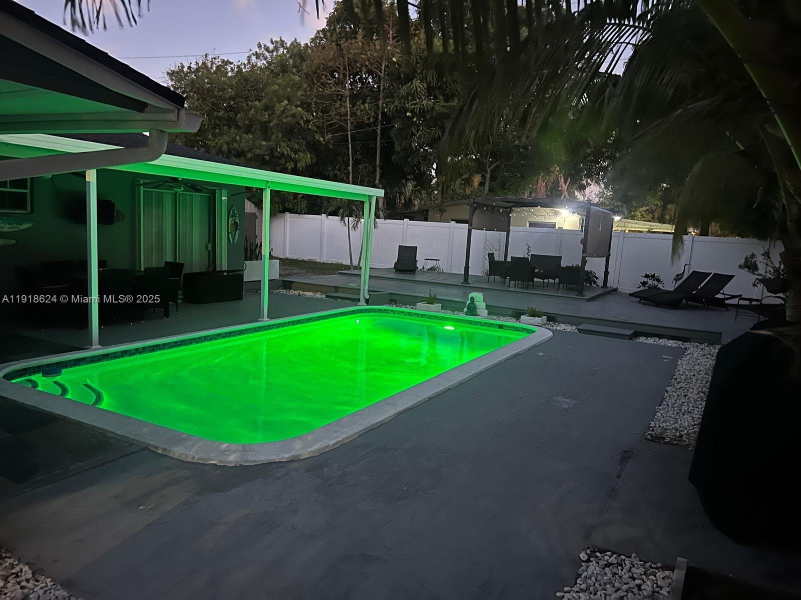 4420 NW 30th Ct, Lauderdale Lakes FL 33313
