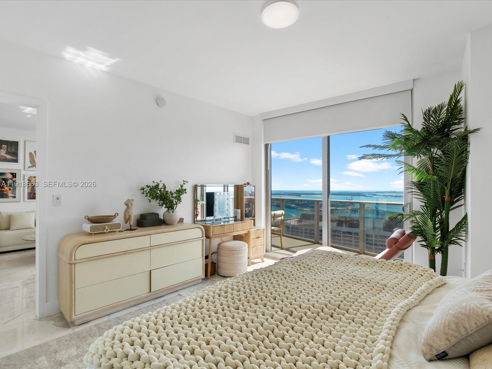 488 NE 18th St #4610, Miami FL 33132