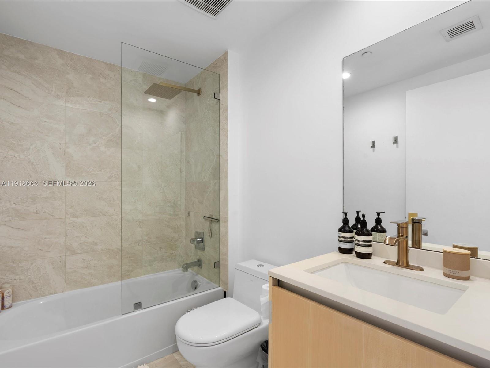 488 NE 18th St #4610, Miami FL 33132