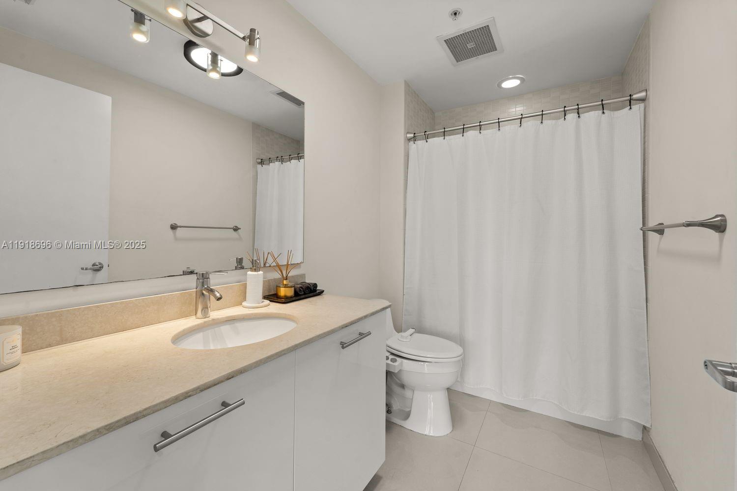 3470 E Coast Ave #H0402, Miami FL 33137