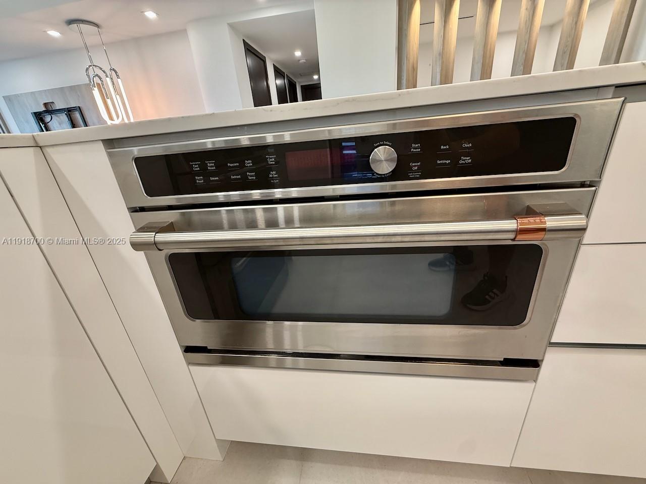900 Bay Dr #524, Miami Beach FL 33141