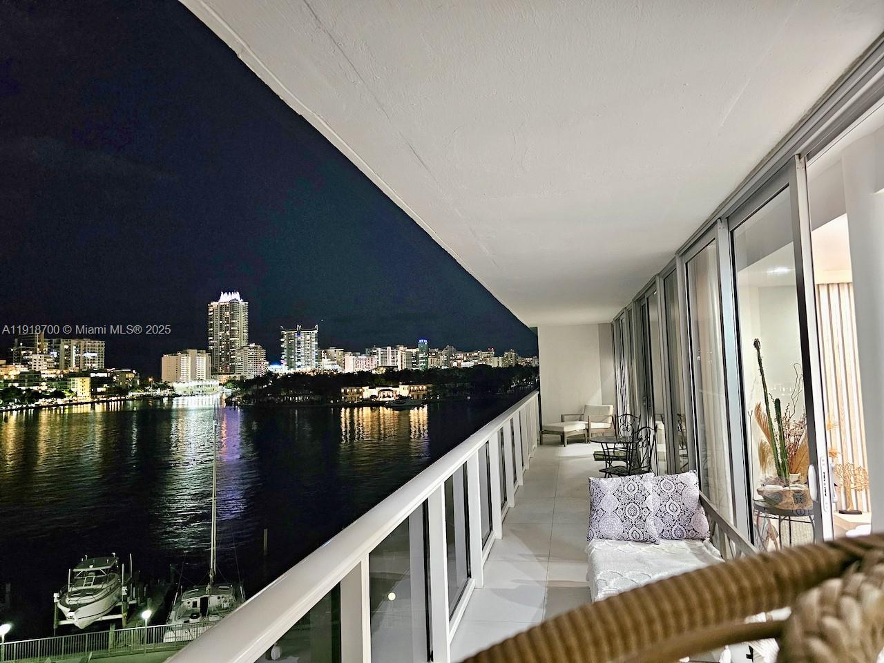 900 Bay Dr #524, Miami Beach FL 33141