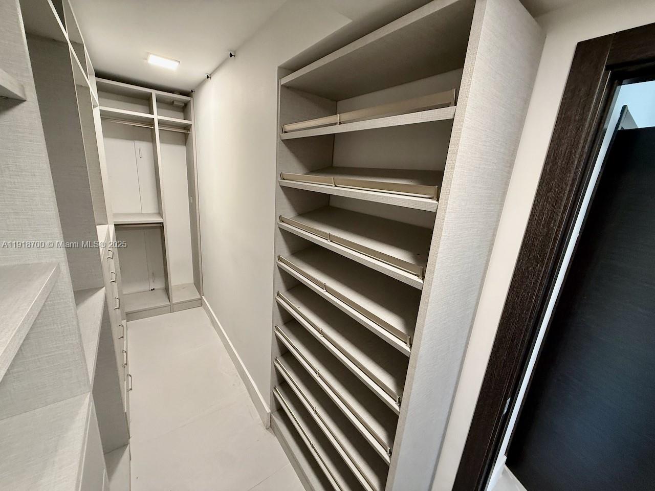 900 Bay Dr #524, Miami Beach FL 33141
