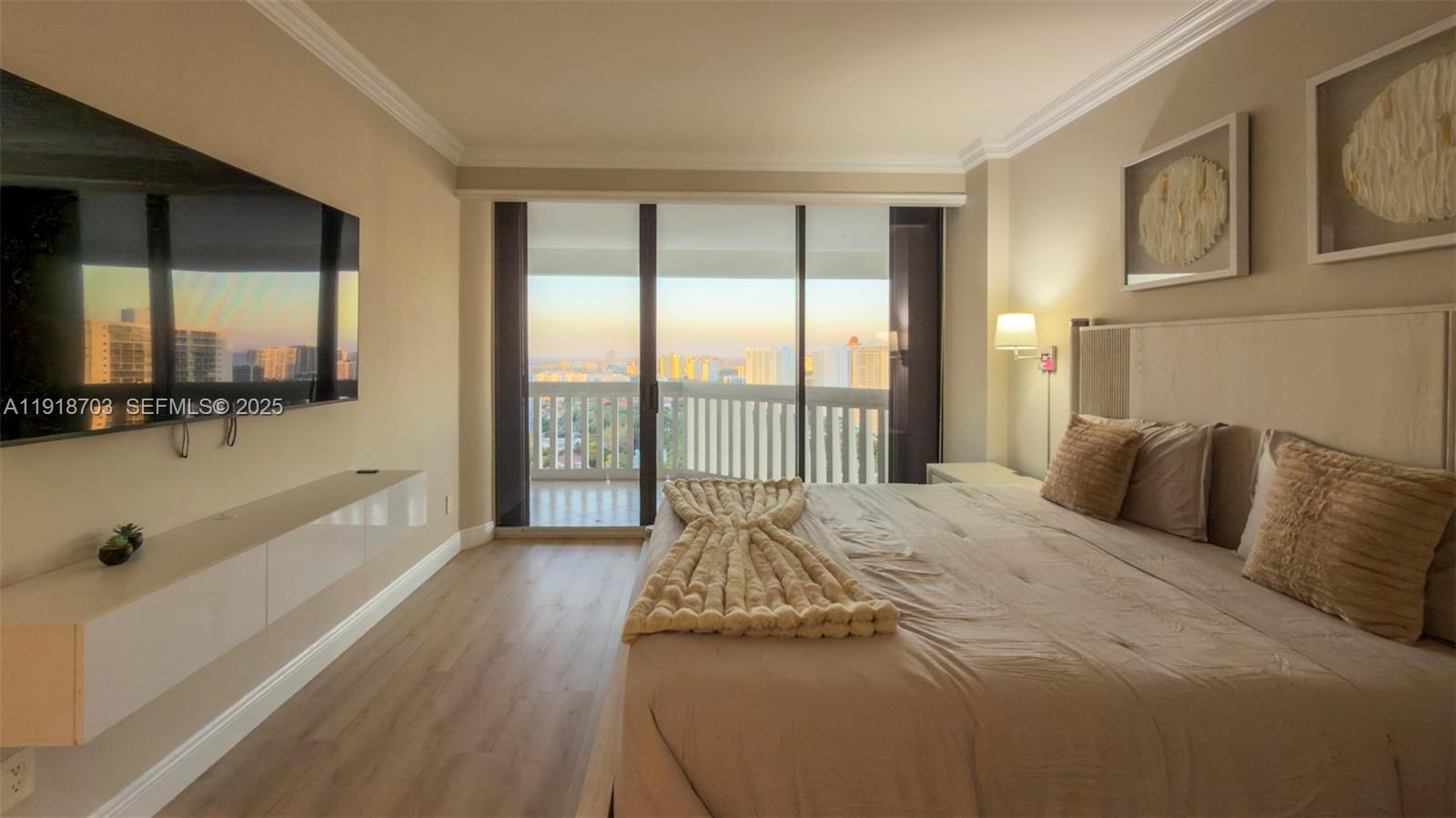 2000 Island Blvd #3004, Aventura FL 33160