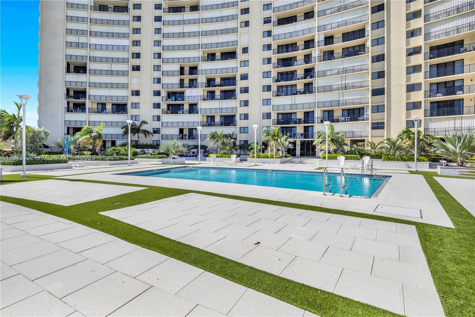 200 Ocean Trail Way #609, Jupiter FL 33477