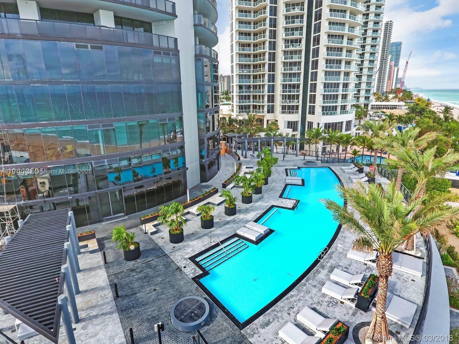 18555 COLLINS AVE #4804, Sunny Isles Beach FL 33160