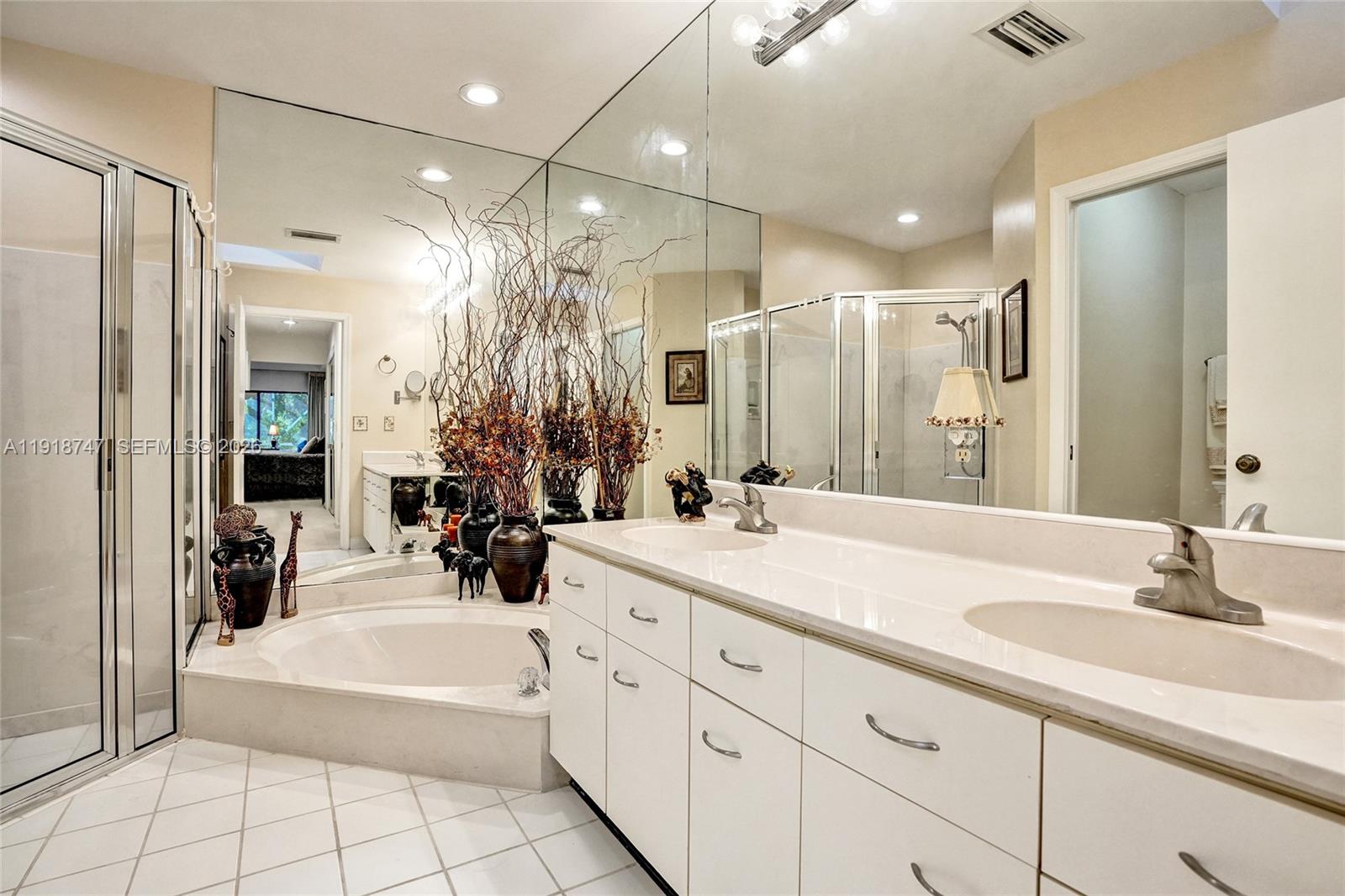 1140 Sand Drift Way #B, West Palm Beach FL 33411