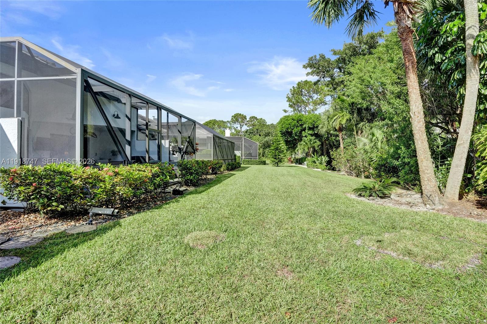 1140 Sand Drift Way #B, West Palm Beach FL 33411