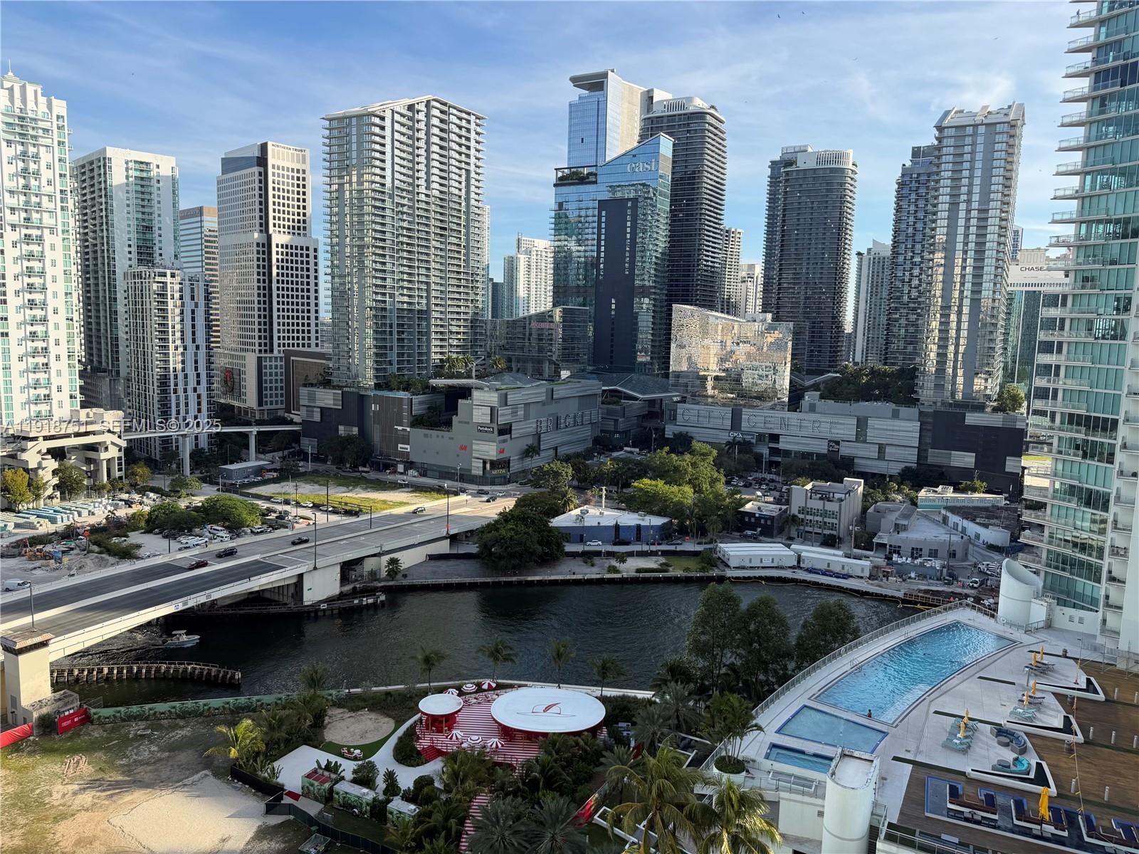 90 SW 3rd St #2202, Miami FL 33130