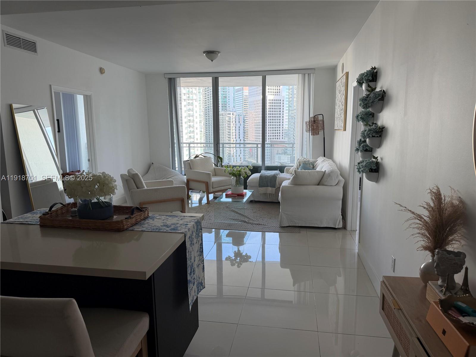 90 SW 3rd St #2202, Miami FL 33130