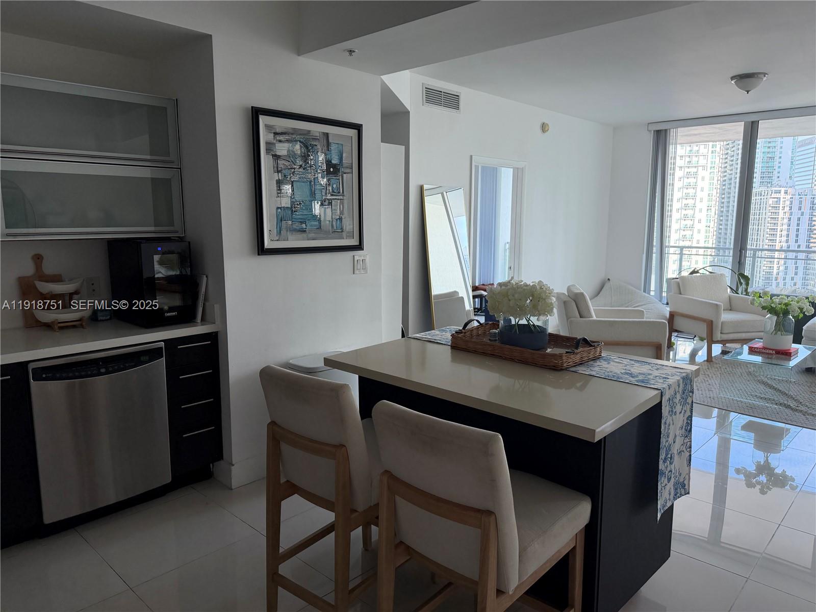 90 SW 3rd St #2202, Miami FL 33130