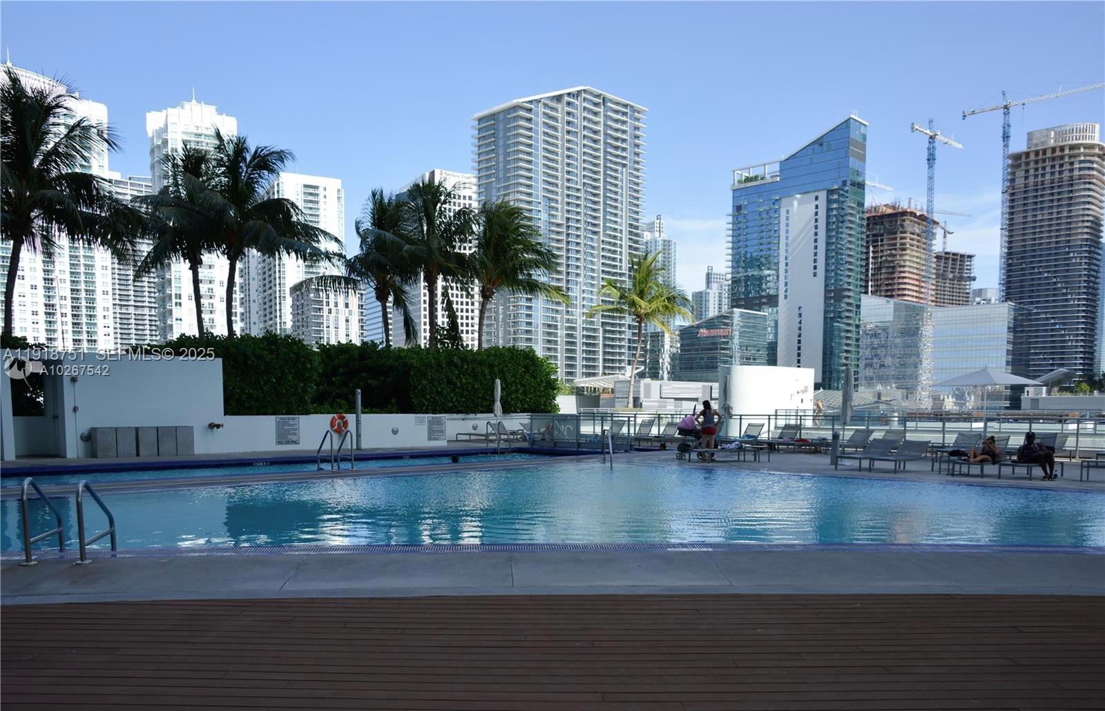 90 SW 3rd St #2202, Miami FL 33130