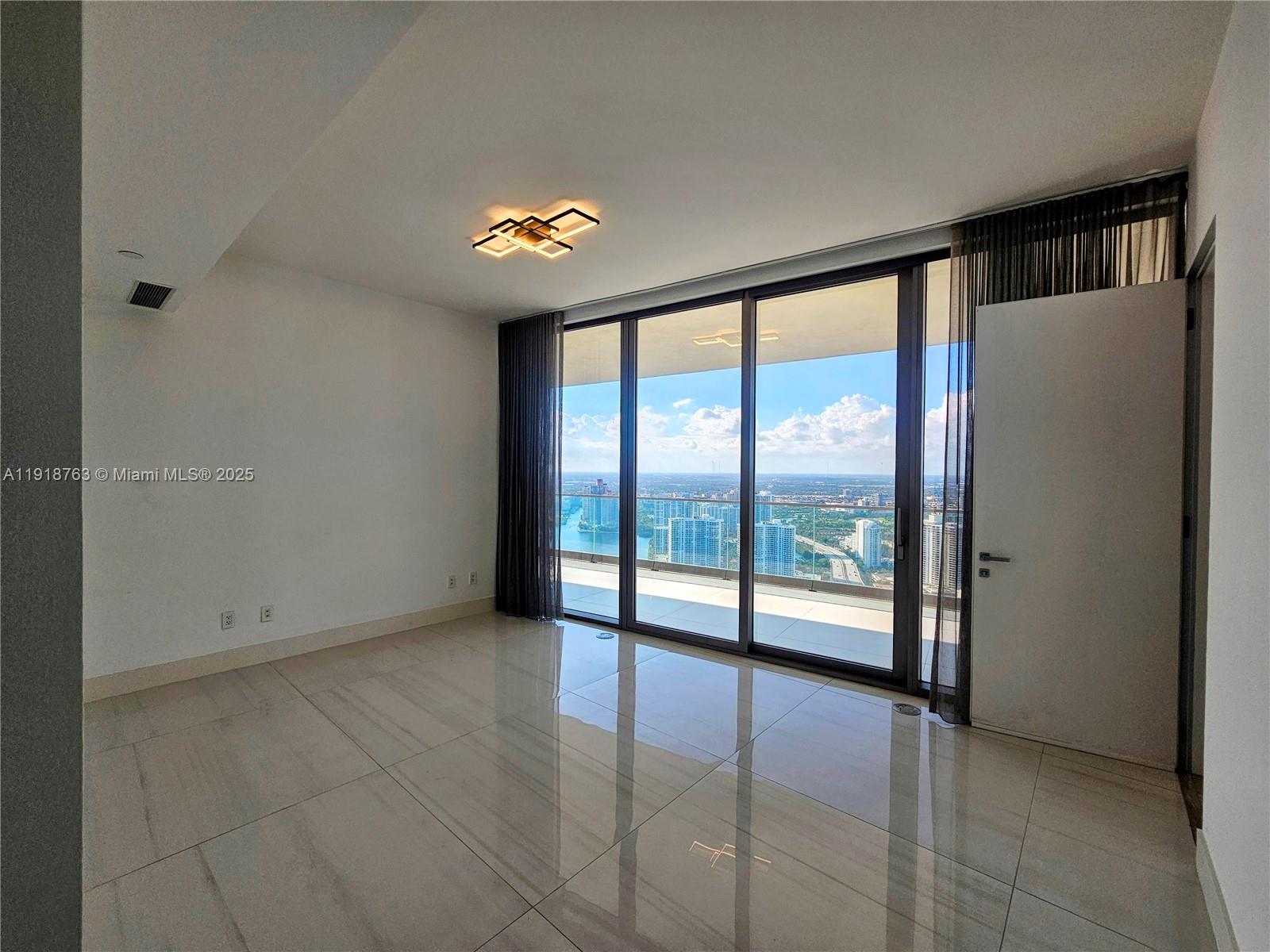 18975 Collins Ave #4605, Sunny Isles Beach FL 33160