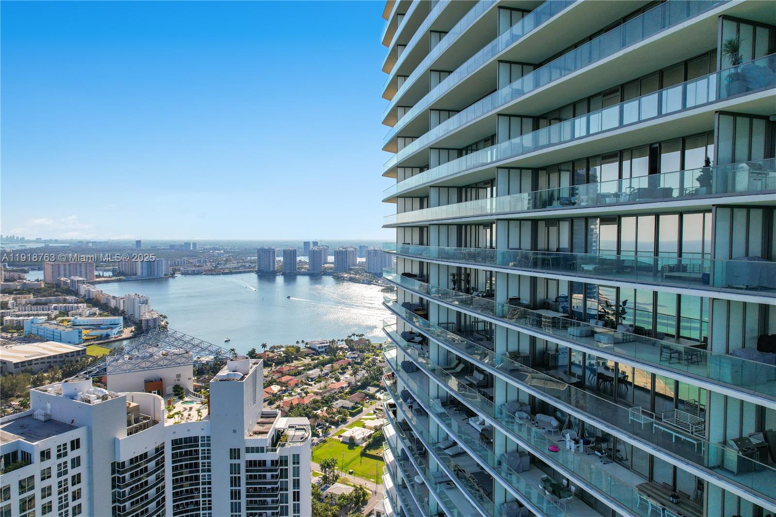 18975 Collins Ave #4605, Sunny Isles Beach FL 33160