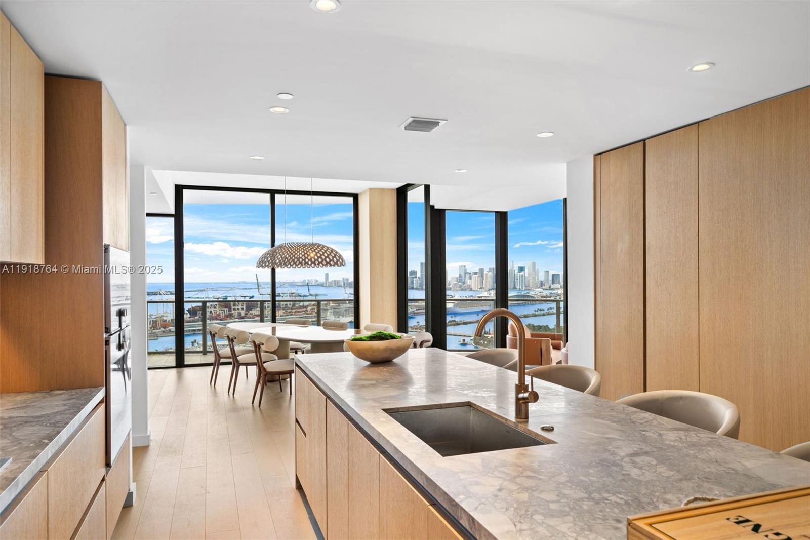 500 Alton #3402.03, Miami Beach FL 33139