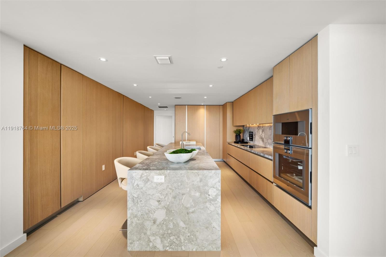 500 Alton #3402.03, Miami Beach FL 33139