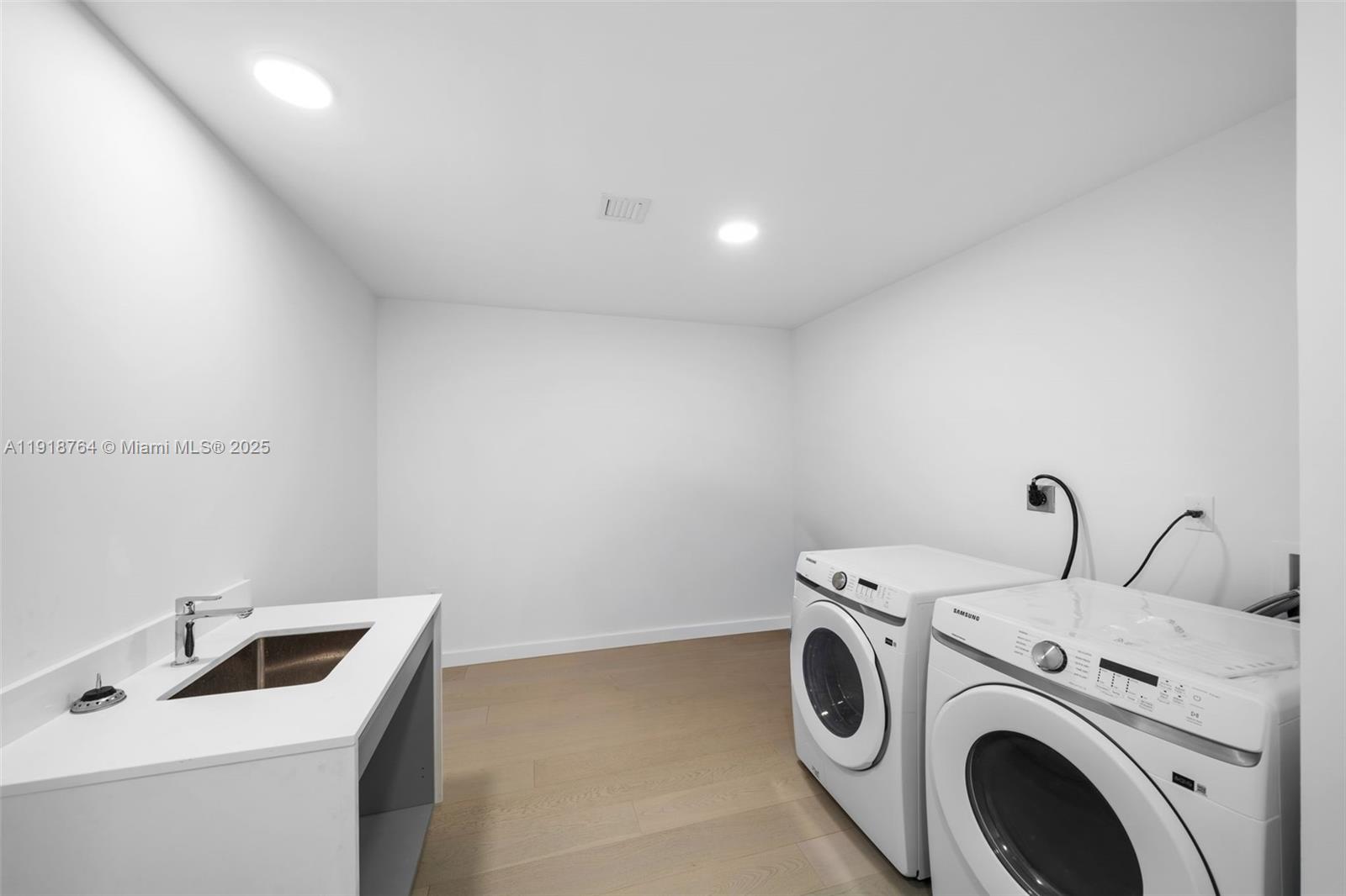 500 Alton #3402.03, Miami Beach FL 33139