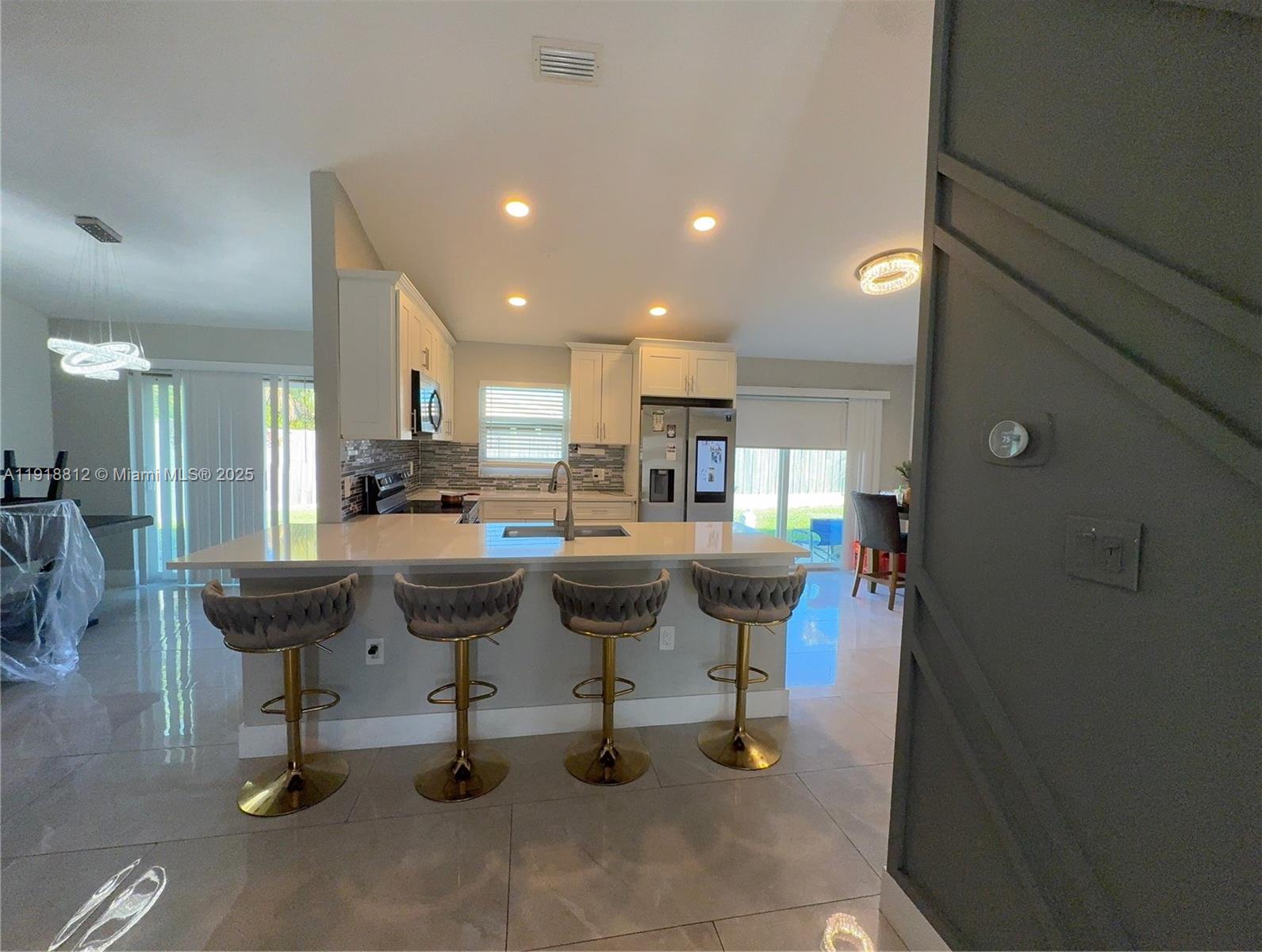 7523 SW 7th Pl, North Lauderdale FL 33068