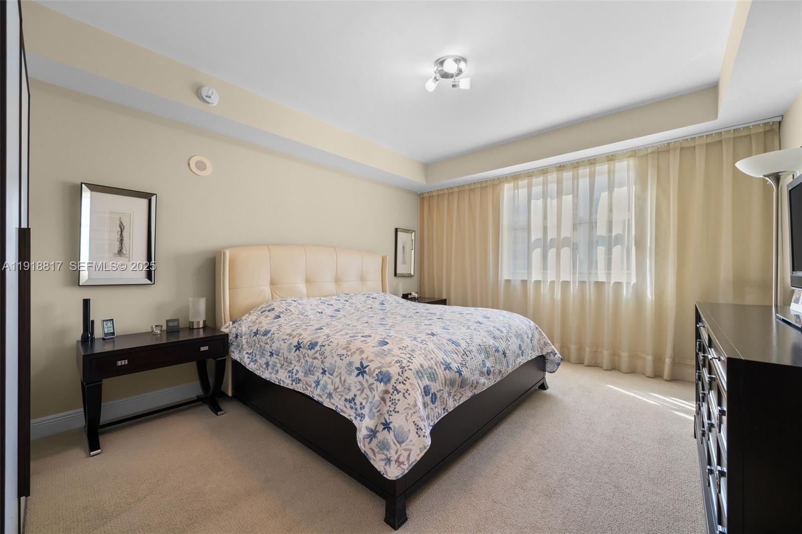20000 E Country Club Dr #1002, Aventura FL 33180